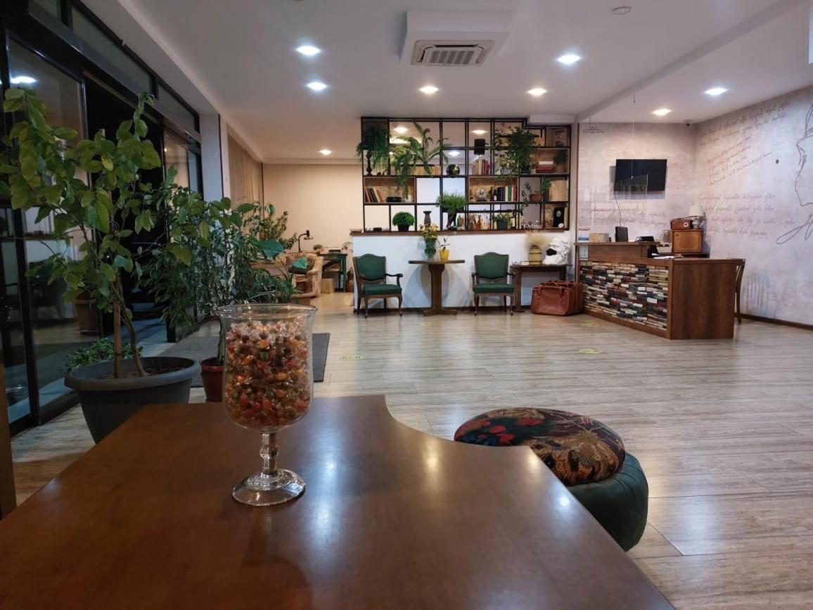 Gala Boutique Hotel كوتايسي المظهر الخارجي الصورة